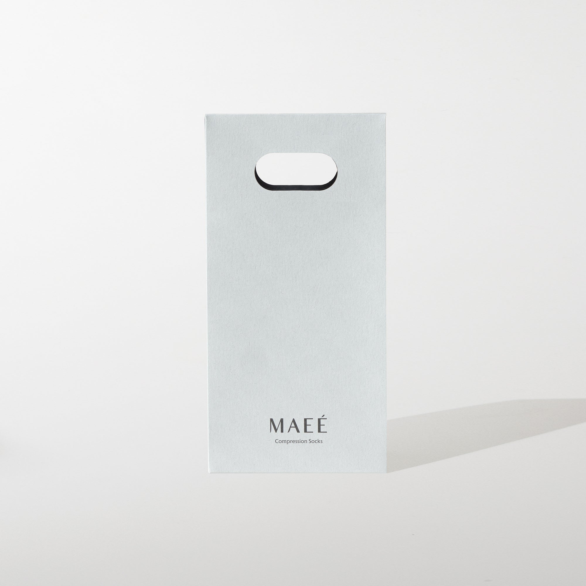 <ご好評のため、受付停止中>MAEEのソックスを大切な方へのギフトにいかがですか