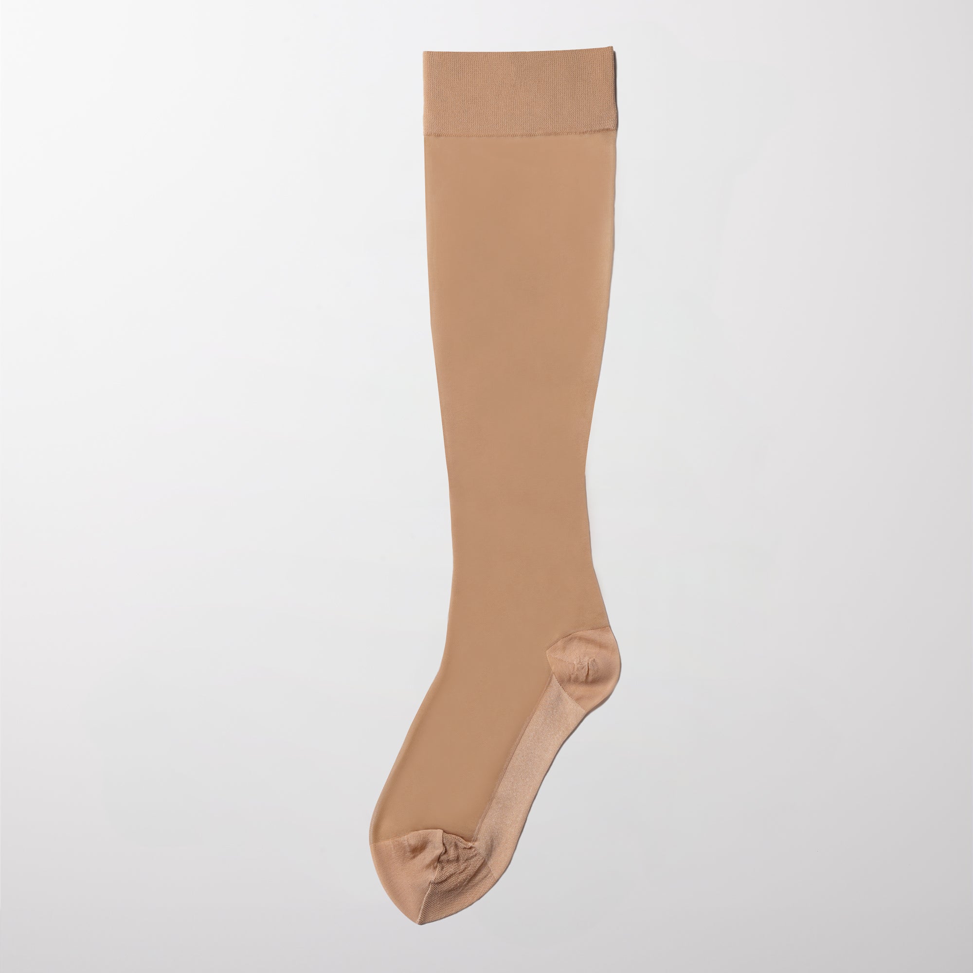 MAEÉ　コンプレッションソックス（シアータイプ）ナチュラルベージュ
